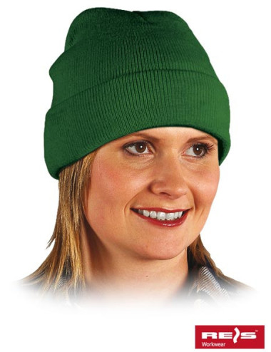Protective black hat with green Reis