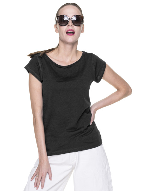 CRIMSON CUT FANTASY Women`s T-SHIRT BLACK silkscreen company logo embroidery